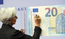 Кристин Лагард сложи подписа си върху нова емисия евробанкноти