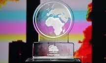 Ледени фигури замениха отсъстващите Джонсън и Фараж в ТВ дебат
