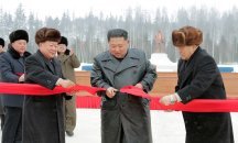 Ким Чен Ун откри модерен град в свещената планина на Северна Корея