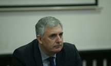 Калфин: Проблемът за болничните идва от това кой да плати