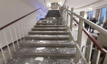 В Кърджали забраниха ползването на стълбища при тържества в детски заведения