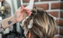 Подарък за Коледа: Нова прическа за възрастни хора