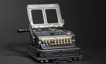 Легендарната нацистка шифровъчна машина "Енигма" се продава на търг
