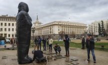 Мумия се появи на мястото на бившия мавзолей в София
