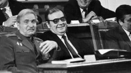 Поглед назад: Добре, че танковете не дойдоха