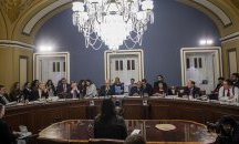 Импийчмънтът като буря в чаша Вода