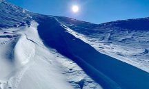 Двама загинали и девет ранени от падащ лед в швейцарските Алпи