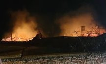Пожар гори в къща в казанлъшко село