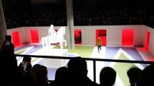 Ревю на Прада по време на Седмицата на модата в Милано.