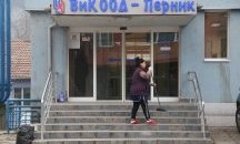 Доброволци дават пример на ВиК как се чисти Владайска река