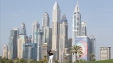 Шейн Лоури от Ирландия по време на голф състезанието Omega Dubai Desert Classic 2020 в Дубай, ОАЕ.