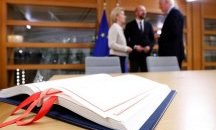 Шефовете на ЕС подписаха споразумението за Брекзит