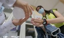 Болницата, построена за дни в Ухан, прие първите си пациенти