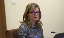Захариева: Имаме пълно доверие в способността на Китай да контролира вирусното заболяване