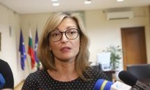 Захариева: Новата методология не трябва да спира преговорите на Северна Македония с ЕС