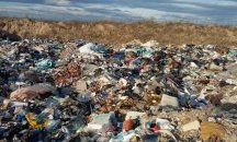Откриха нелегално сметище на брега на река Чая