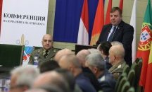 Каракачанов призова армията да не се използва за политически цели
