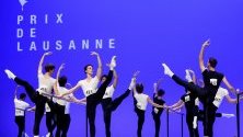 Танцьори загравят по време на 48-ото издание на международното танцувално състезание Prix de Lausanne.
