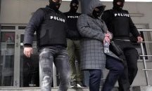 Протестират освобождаването на полицая, откраднал тото фиш
