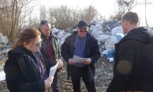 Министър Димитров разкри нерегламентирана площадка за отпадъци