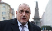 Борисов за Радев: Да преценява с кои хора прави поход