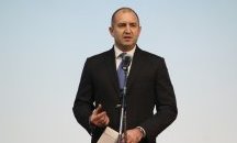 Радев отрече да стои зад атаката с Борисов