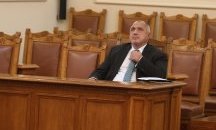 Шефът на резерва ще отговаря на депутатите вместо Борисов