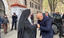 Патриархът посрещна Борисов в Бачковския манастир