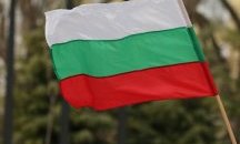 Знамето от "Росенец" пое към протеста в София