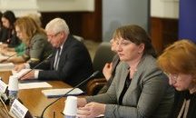 Деница Сачева: Искат ми оставката, защото спазвам закона