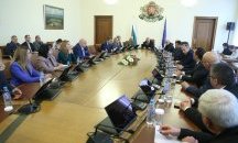 Светкавични забрани от държавата заради коронавируса