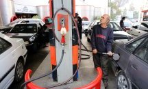 Цената на петрола се срина до историческо ниски нива