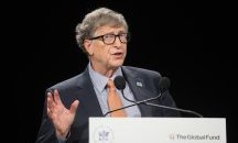 Бил Гейтс напуска ръководството на Microsoft