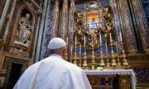 Папа Франциск няма да води тържествените новогодишни литургии