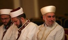 Мюфтийството: Джамиите остават отворени, но мюсюлманите да се молят вкъщи