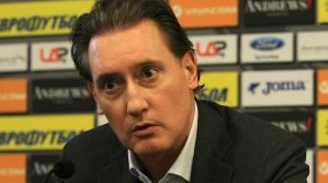 Домусчиев: Фантасмагория е клубовете сами да си продават тв правата
