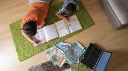 В Търговище преминават на онлайн обучение