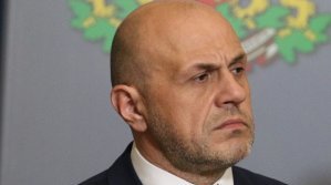 Има вариант за оставка в края на септември, заяви Томислав Дончев