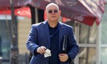Емил Димитров се яви в прокуратурата