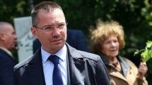 Джамбазки критикува Брюксел за термина „неурегулирана миграция“