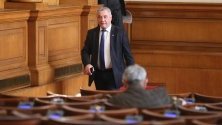 Палатковият лагер е премахнат с решение на управляващите