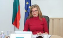 Захариева: Има българи, които все още искат да се върнат у нас