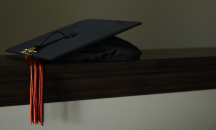 Роботи заменят студенти на дипломирането им заради Covid-19 