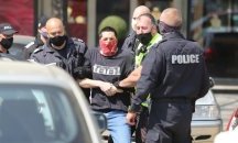 Трима арестувани пред парламента заради незаконен протест