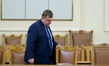 Каракачанов няма да остане без акт