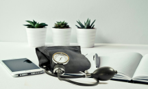 Продължава кампанията „За героите в бяло“