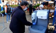 Пазарите и цветните борси в страната отново отварят врати