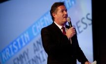 Пиърс Морган обяви постъпката на Йозил за ненормална
