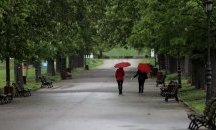 Премахнаха лентите в големите паркове в София