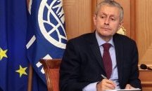 Соломон Паси разкритикува протакането за влизане в еврозоната